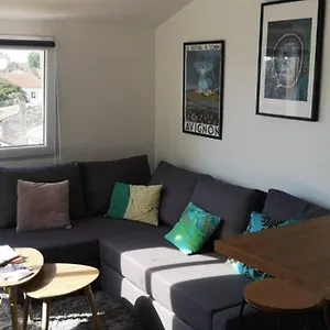 Apartment Petit Loft Sur Les Toits D'avignon, Avignon